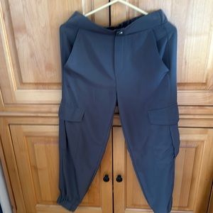 Zara cargo pants Size XS